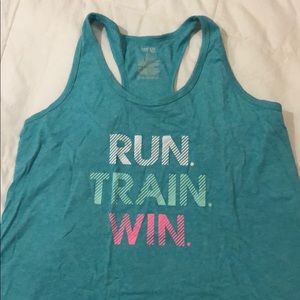 Women’s Run Train Win Tank